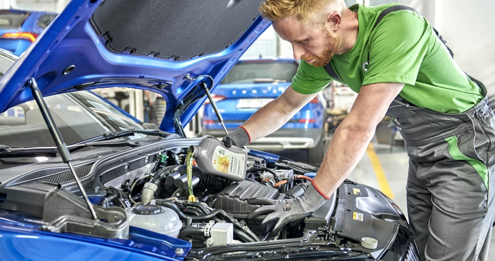 Акція на оригінальні моторні оливи та оливні фільтри Škoda «На хвилі впевненості»