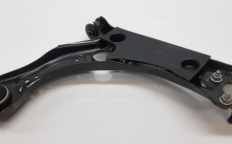 Рычаг подвески (2Q0407151D)