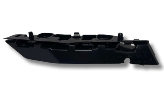 Кронштейн бампера (657807184A) 2