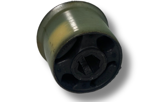 Сайлентблок подвески (1K0407183E) 3