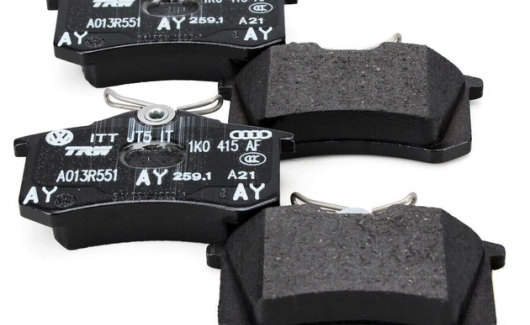 Колодки тормозов зад. (5K0698451E) 2